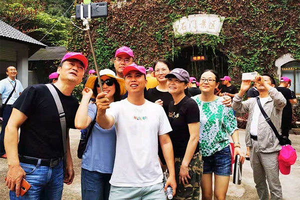 League Buiding(图1)